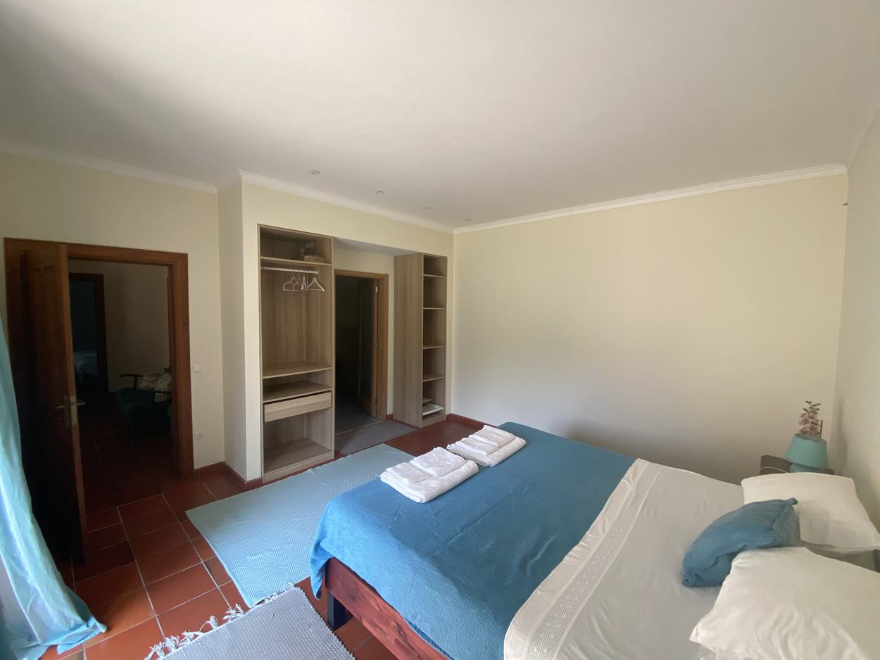 Casa do Olival — Suíte com roupeiro amplo, Vale do Douro